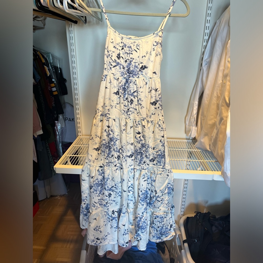 Lulus White and Blue Floral Midi Dress